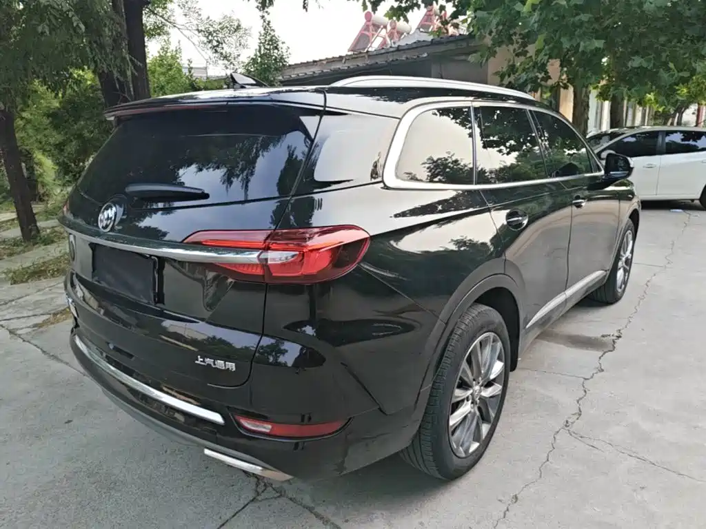 Enclave 652 T 2 WD Distinguished 7-seat