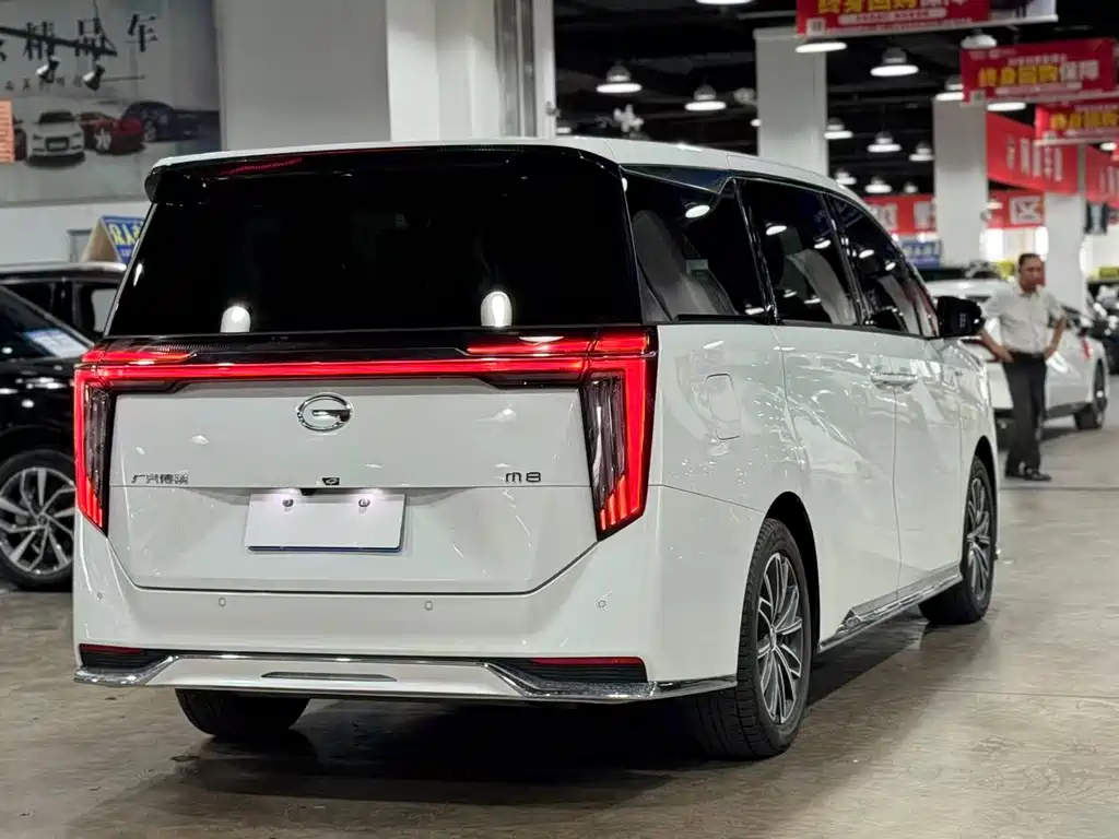 GAC Trumpchi M8 Master Series 400 T Distinguished