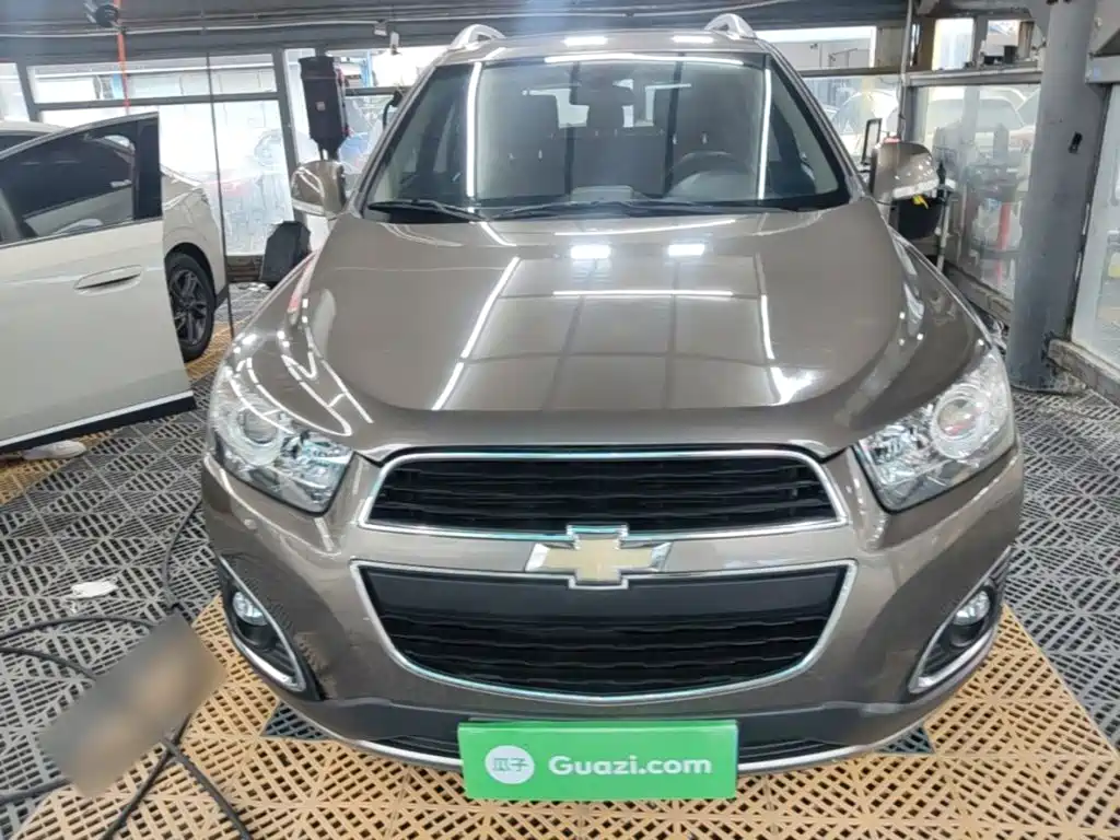 Captiva 2.4 L 4 WD Flagship 7-seat