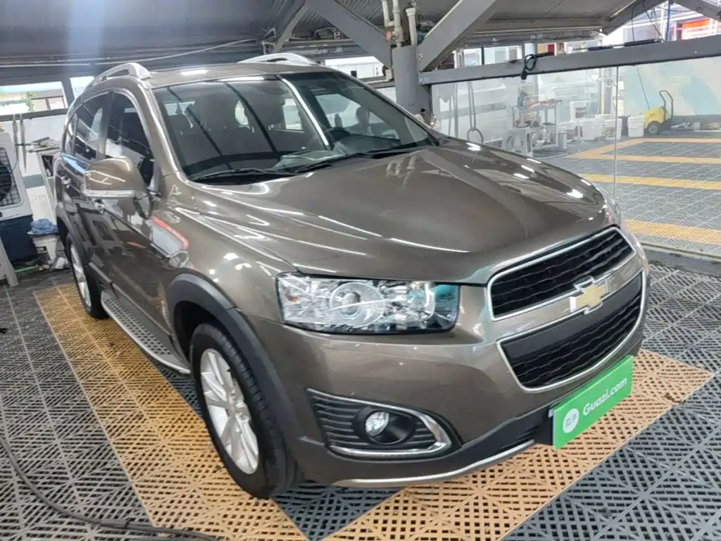 Captiva 2.4 L 4 WD Flagship 7-seat