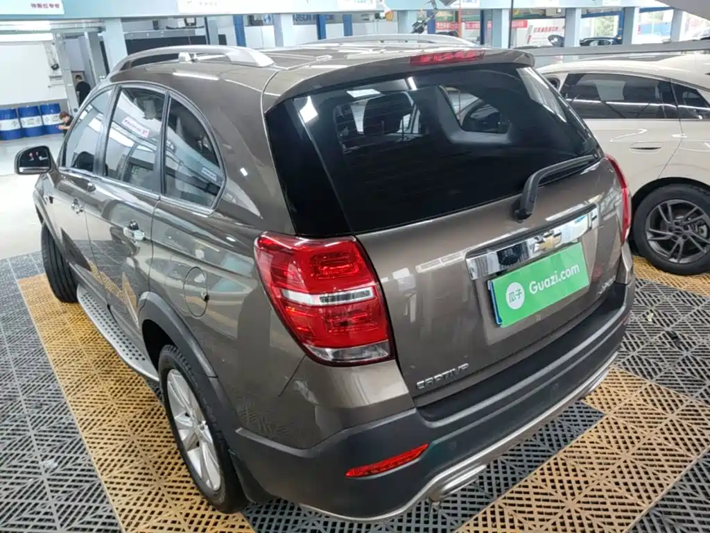 Captiva 2.4 L 4 WD Flagship 7-seat