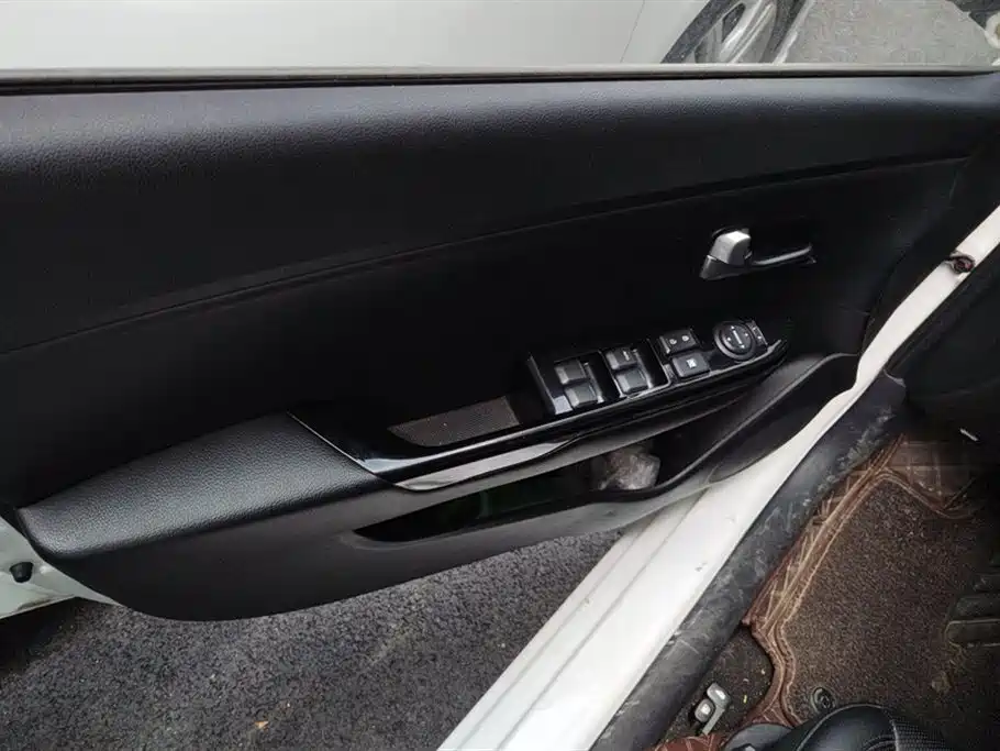 Kia K2 Sedan 1.6 L AT Premium