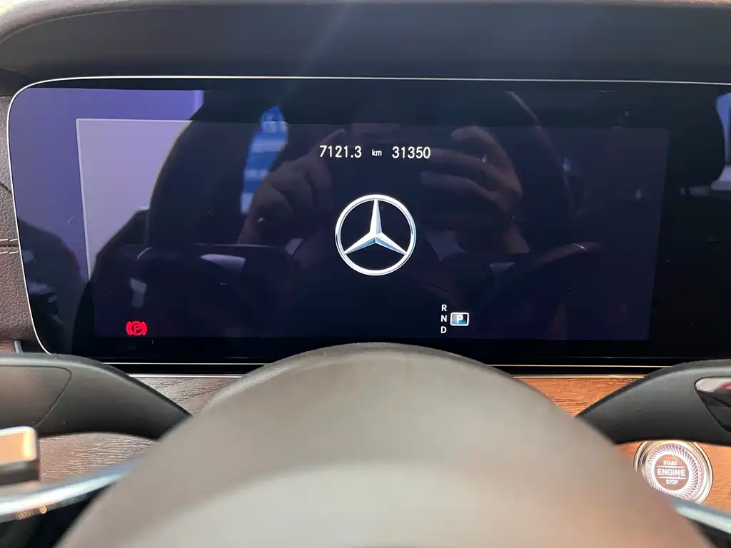 Mercedes-Benz E-Class E 260 L
