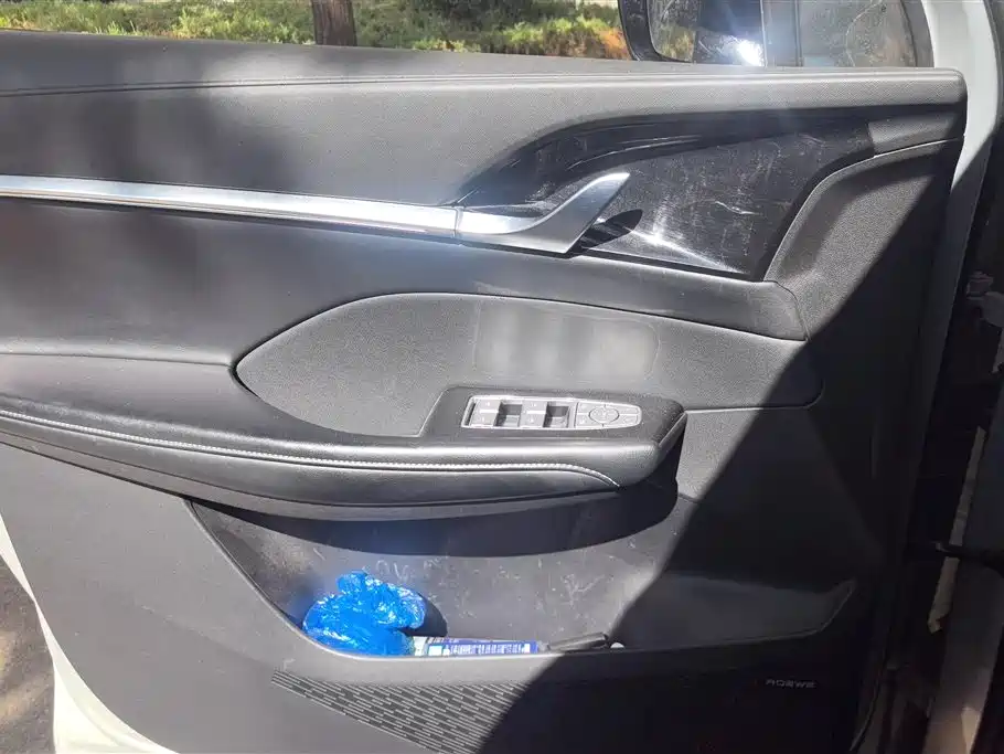 Roewe RX5 MAX 1.5 T Auto Promising Distinguished