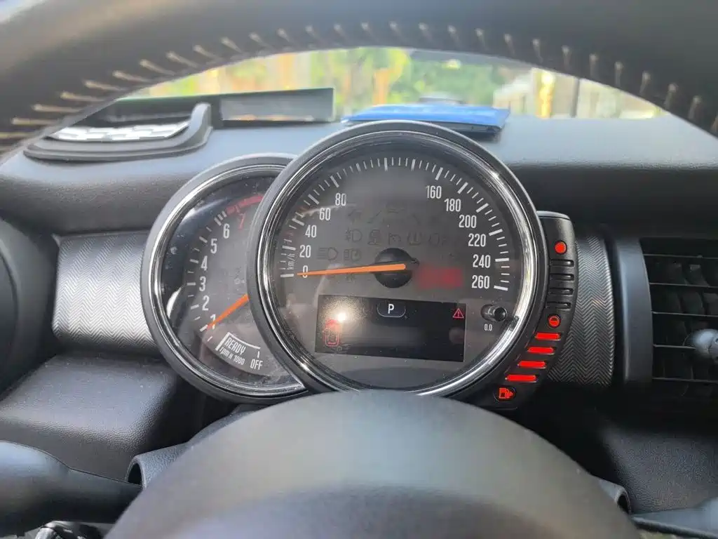 MINI 1.5 T COOPER Performer