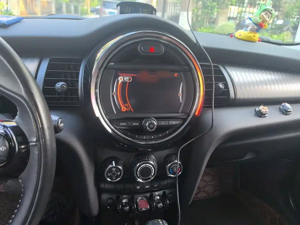 MINI 1.5 T COOPER Performer