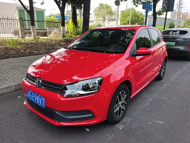 Volkswagen Polo 1.4 L Auto Style