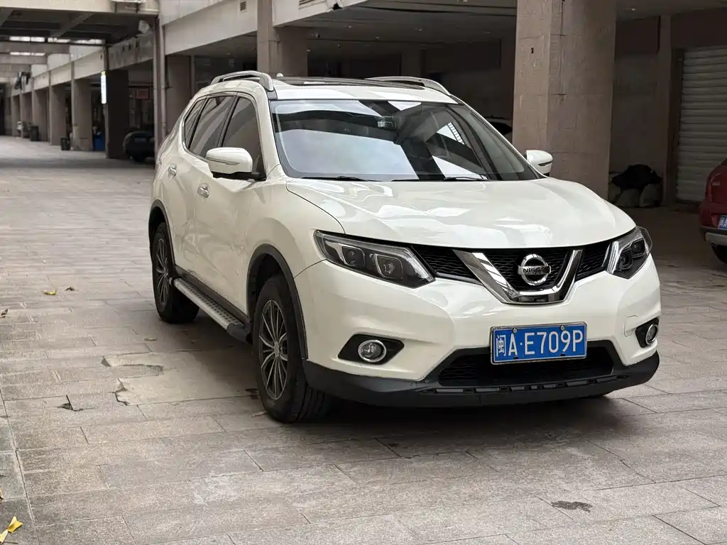 X-Trail 2.0 L CVT Comfort 2 WD