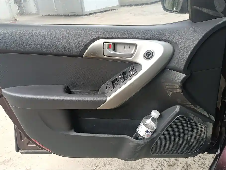 Forte 1.6 L MT GL