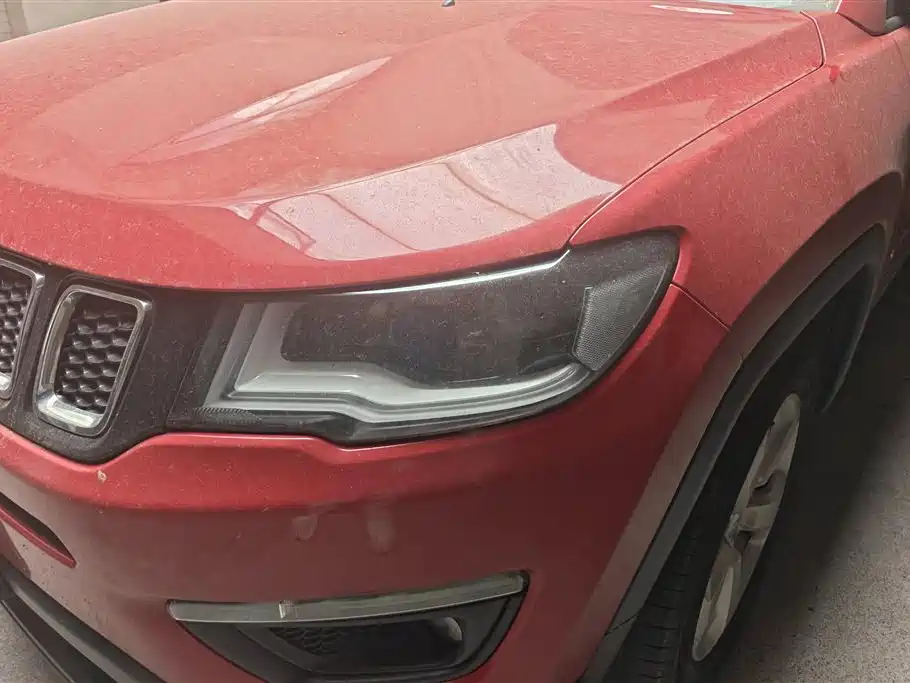 Compass 200 T Auto Home Enjoyment