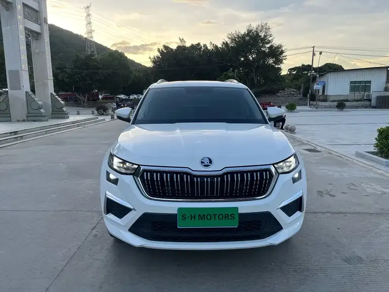 Skoda Kodiaq Facelift TSI330 7-seat 2 WD Luxury Enjoyment