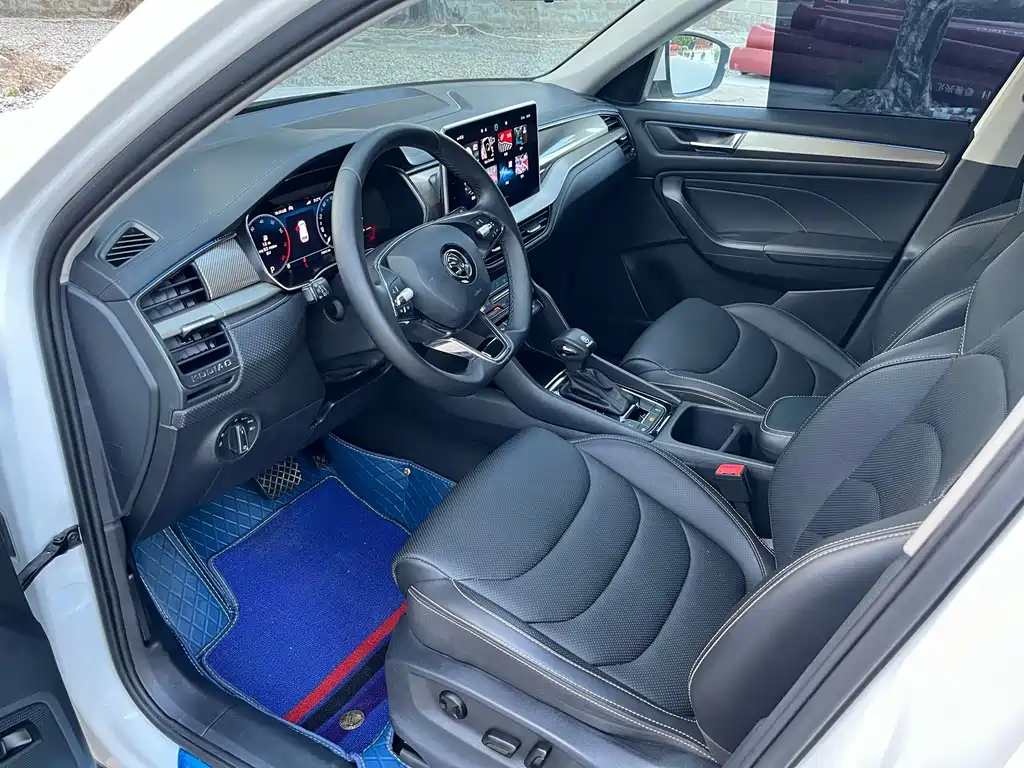 Kodiaq Facelift TSI330 7-seat 2 WD Luxury Enjoyment