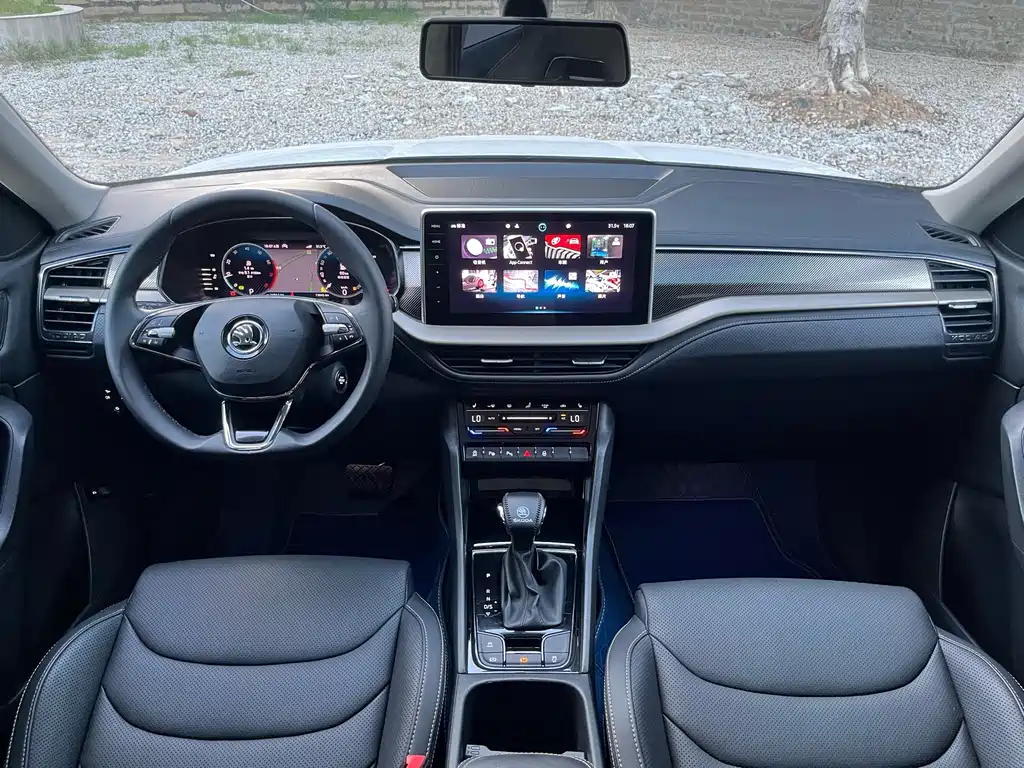 Kodiaq Facelift TSI330 7-seat 2 WD Luxury Enjoyment
