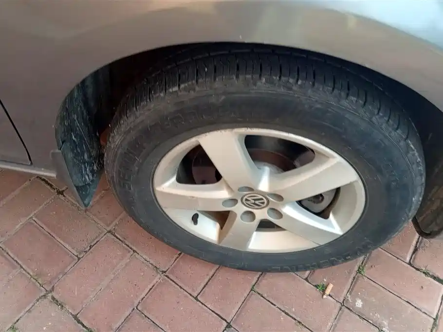 Bora 1.6 L Auto Fashion