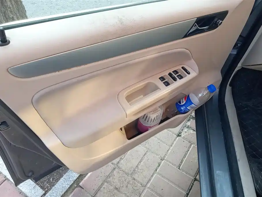 Bora 1.6 L Auto Fashion