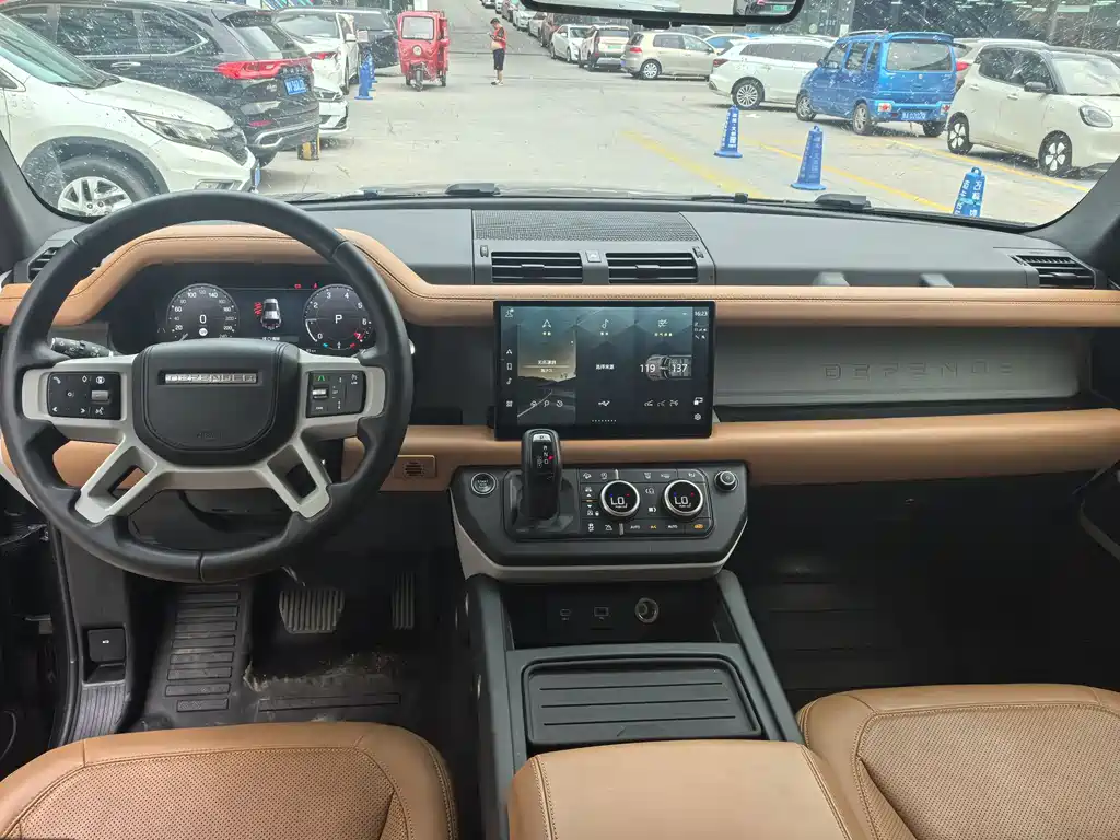 Land Rover Defender 110 3.0 T P400 Dark Special Edition