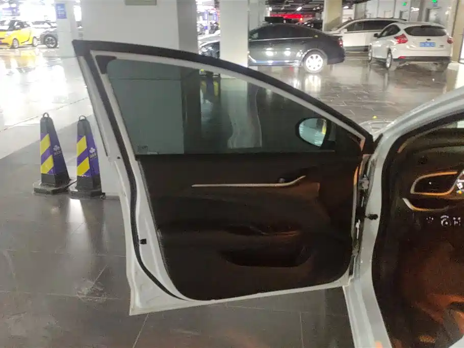 Excelle GT Facelift Exemplary 1.5 L Auto Elite