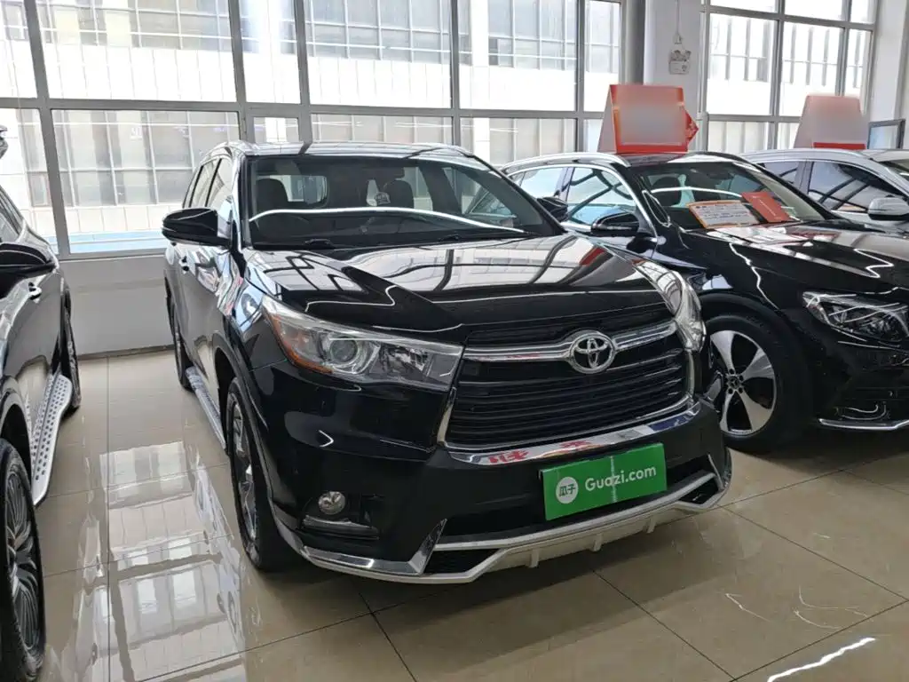 Highlander 2.0 T 4 WD Luxury 7-seat