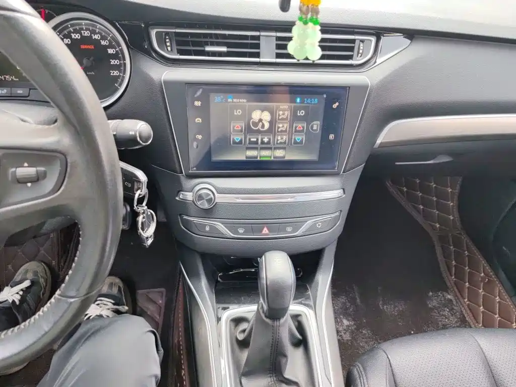 Peugeot 408 1.8 L Auto Luxury