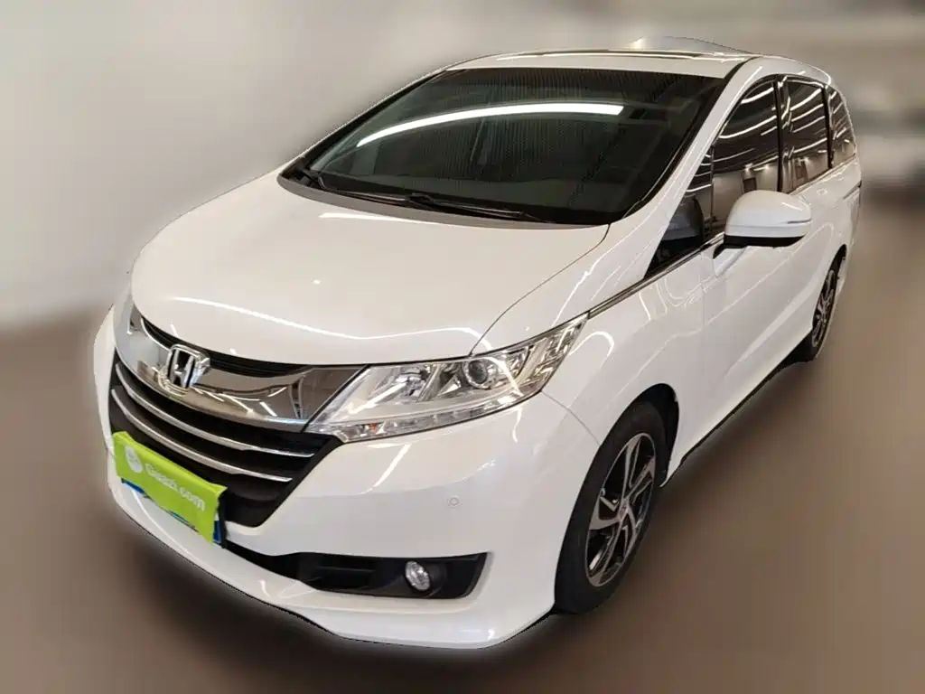 Odyssey 2.4 L Luxury
