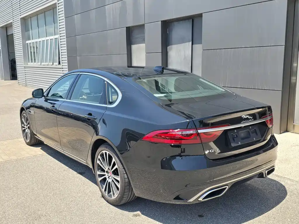 Jaguar XFL 2.0 T P250 2 WD Premium Luxury