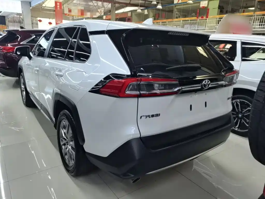 Wildlander 2.0 L CVT 2 WD Luxury PLUS