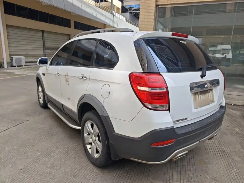 Captiva 2.4 L 2 WD City 7-seat
