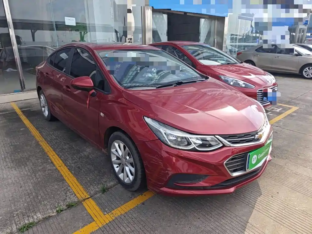Cruze 320 Auto Pioneer Sunroof