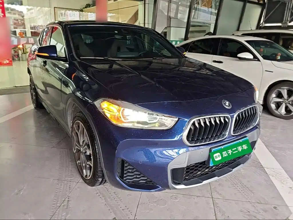 BMW X2 sDrive25 i Premium M Offroad Package