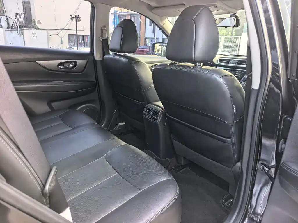 X-Trail 2.0 L CVT Comfort 2 WD