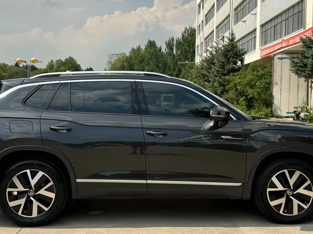 Tayron 280 TSI 2 WD Luxury Plus Advanced