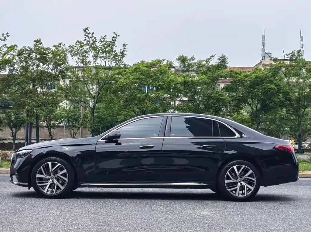 Mercedes-Benz E-Class E 300 L Fashion