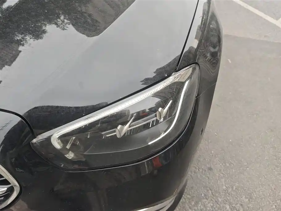 Mercedes-Benz E-Class E 260 L Sport