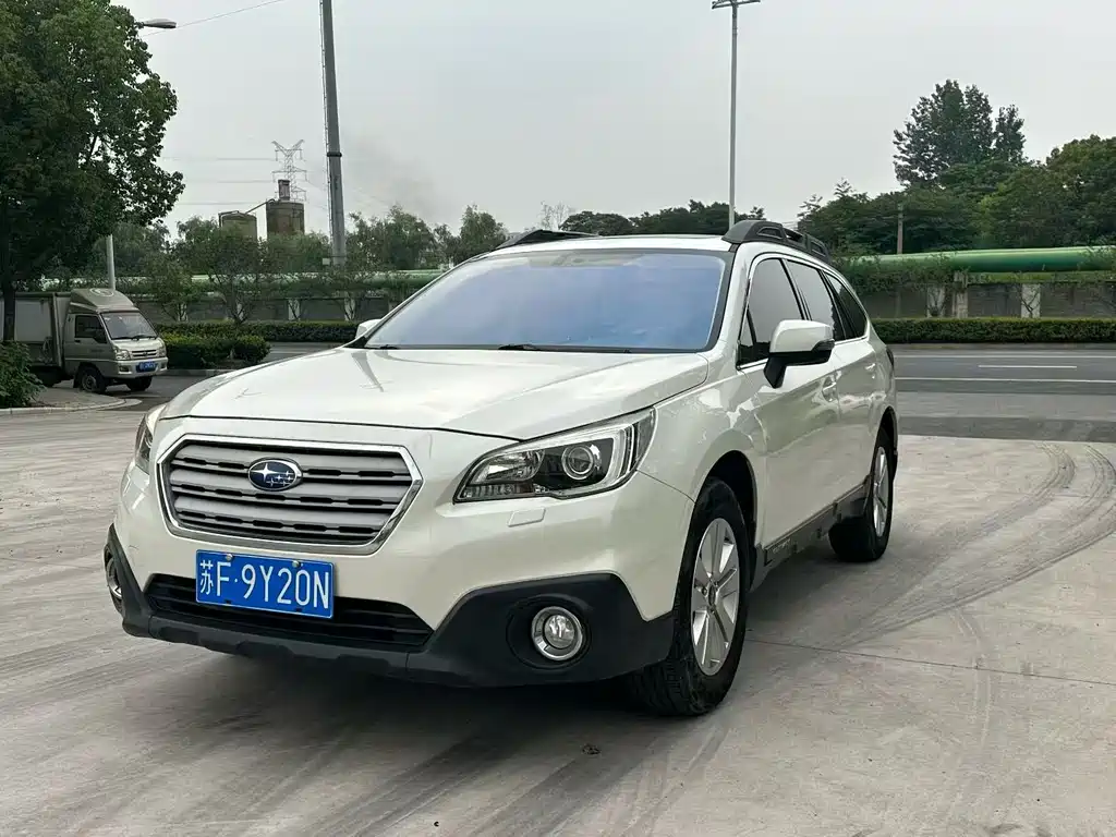 Outback 2.5 i Luxury Navigation