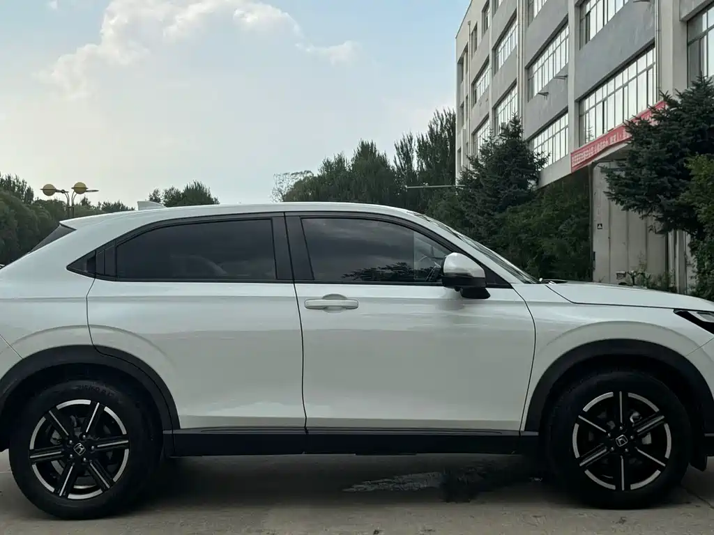 Vezel 1.5 L CVT Tech
