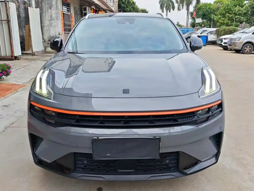 Lynk & Co 06 1.5 T Shine Halo