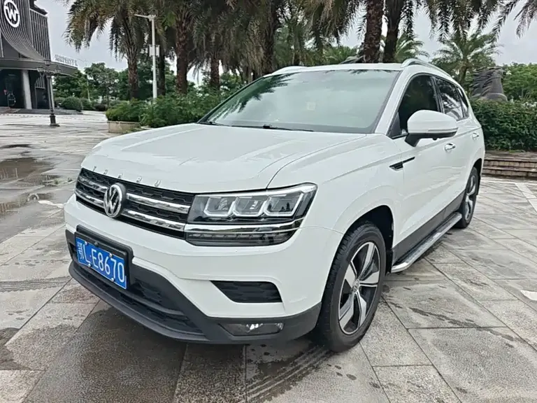 Volkswagen Tharu 280 TSI 2 WD Comfort CN-V