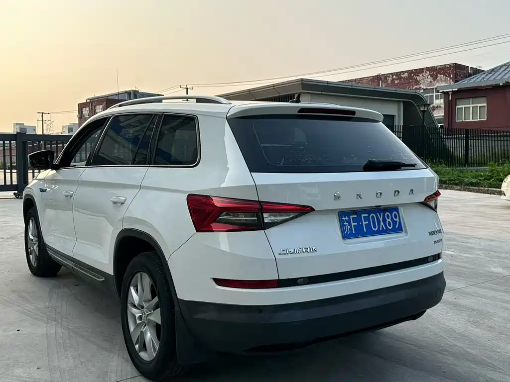 Kodiaq 柯迪亚克 2019款 改款 TSI330 5座两驱舒适版 国V