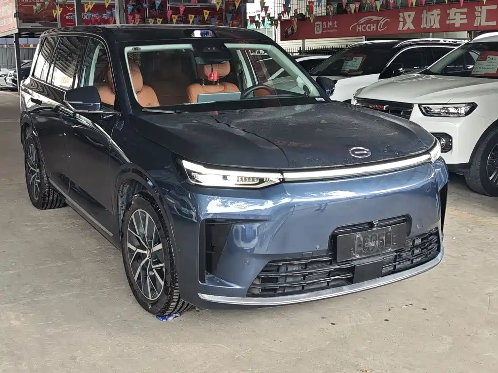 Trumpchi Xiangwang S9 Qiankun UItra 6-seat