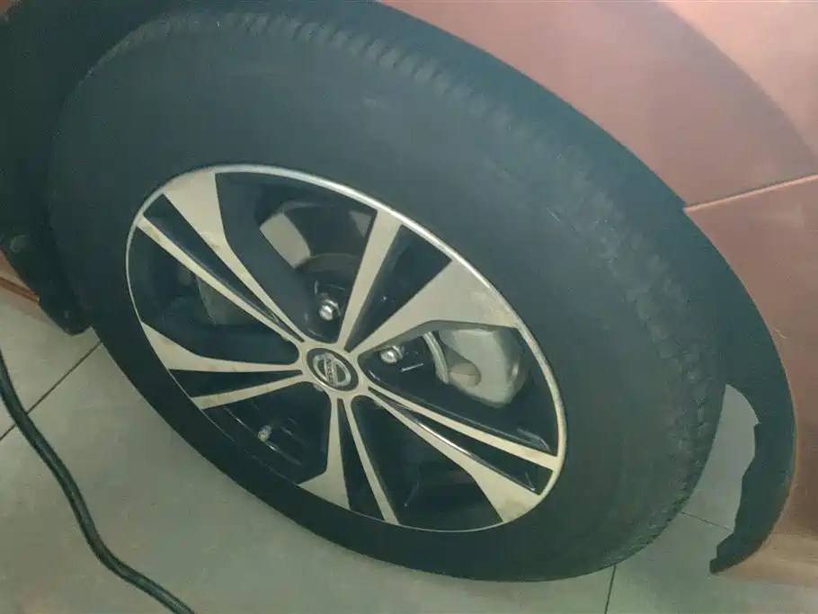 Sylphy 1.6 L XL CVT Joy