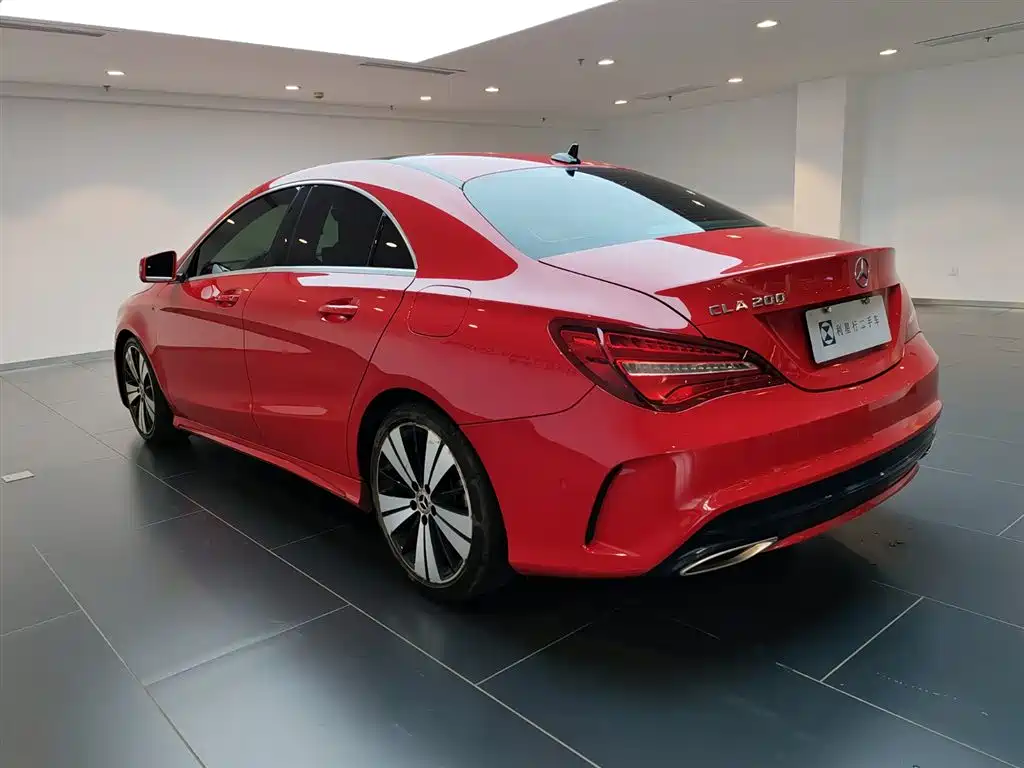 Mercedes-Benz CLA (Import) CLA 200 Fashion