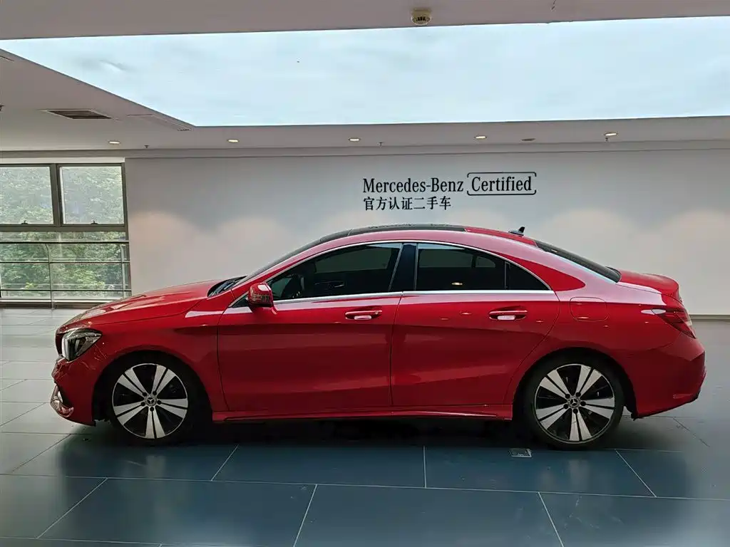 Mercedes-Benz CLA (Import) CLA 200 Fashion