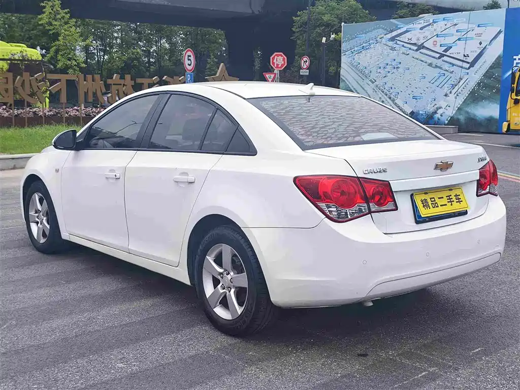Cruze 科鲁兹 2014款 1.6 L SL百万纪念版 MT