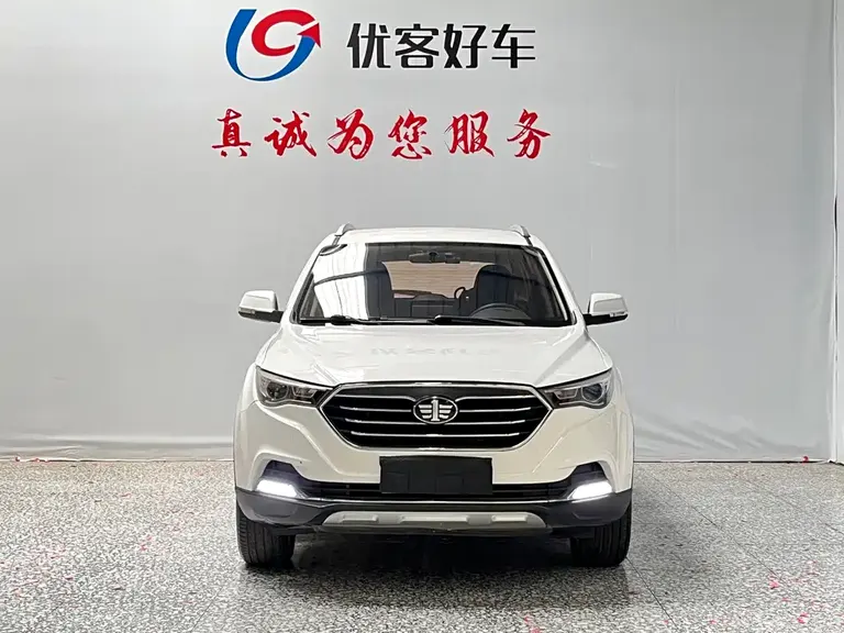 Besturn X40 奔腾X40 2017款 1.6 L 手动舒适型