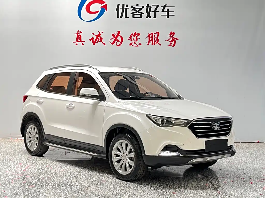 Besturn X40 奔腾X40 2017款 1.6 L 手动舒适型