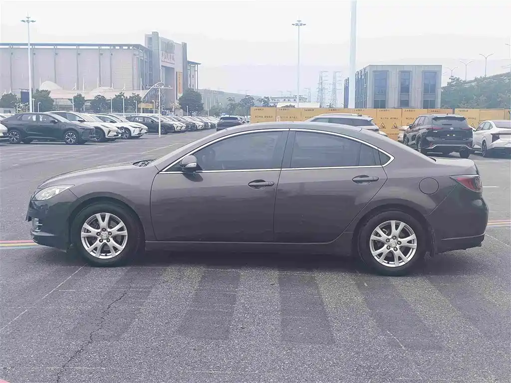 Mazda6 Ruiyi 2.0 L Auto Luxury