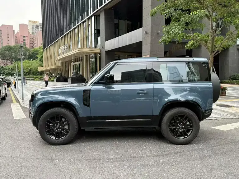 Land Rover Defender 90 P400 X-DYNAMIC S