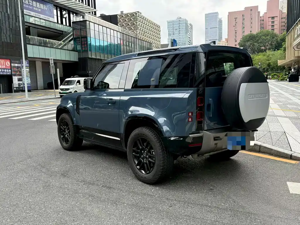 Land Rover Defender 90 P400 X-DYNAMIC S