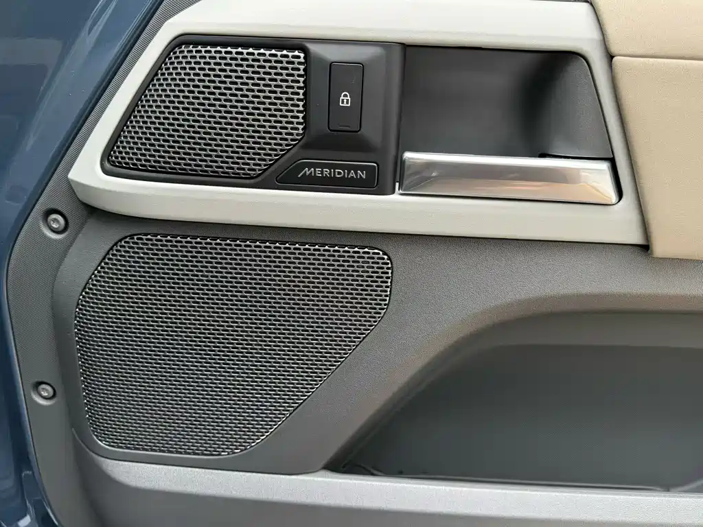 Land Rover Defender 90 P400 X-DYNAMIC S