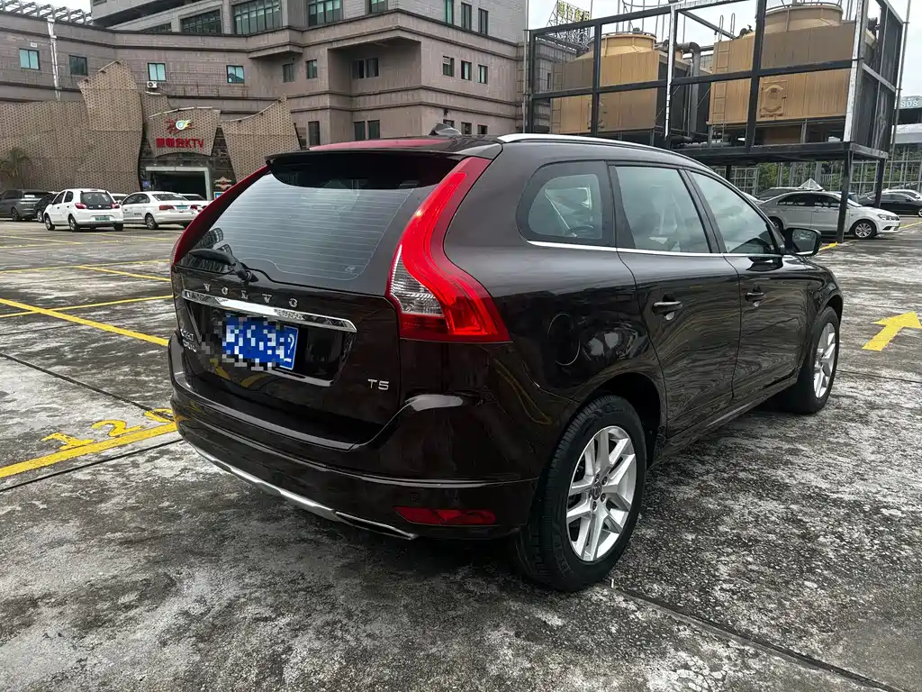Volvo XC60 沃尔沃XC60 2017款 T5 智行版
